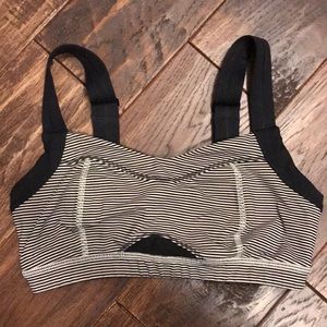 Lululemon Engage Bra